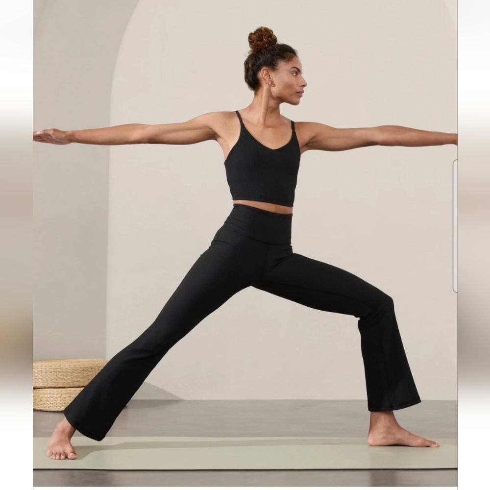 Athleta Black Cropped Flare Yoga Pants